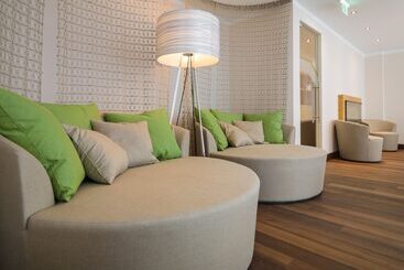 هتل Feel Good Resort Wörthersee