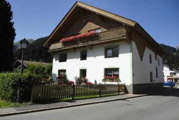 فندق Ferienwohnungen Pahle