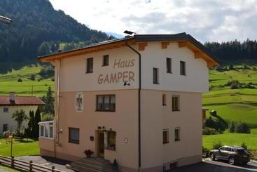 هتل Haus Gamper