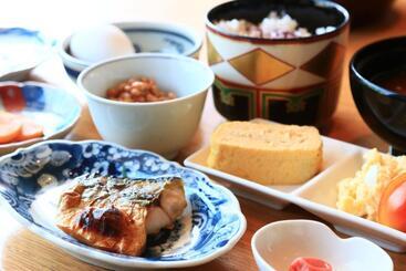 日本料理旅館いすゞ