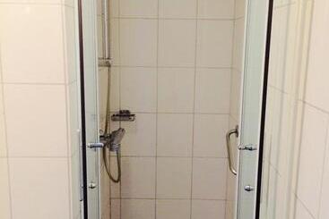 هاستل Herberg De Geulhemermolen