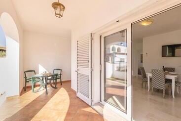 Apartments With Air Conditioning In Orosei