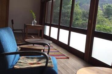 هتل 朝食付き唐津里山の宿&ヨガ兎と亀