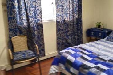 فنادق الكبسولة Hospedaje Sys Asociados Spa