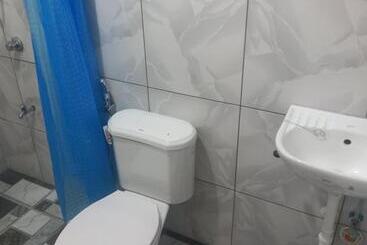 پانسیون Dumaguete Divers Rooms