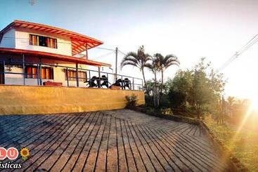 펜션 ᒍᑌᕼᗩᒪᑌ