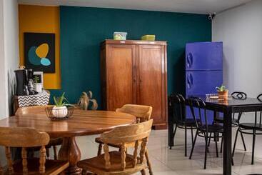 پانسیون Lolas Hostal Apartamento Equipado