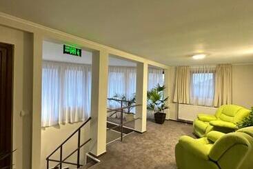 Общежитие Freedom & Relax