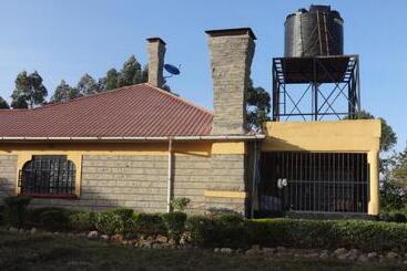 צימר Esniko Villa