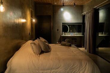 Отель Almazewá