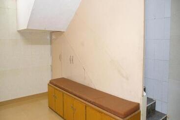 בית מלון כפרי Clinton Guest House