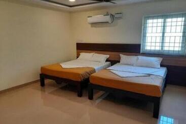 Отель Grk Residency