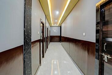 ホテル Oyo Dream Shine Guest House