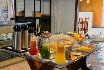 ホテル Pousada Jardins