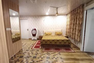 Valley Retreat Home Stay