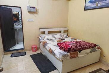 Oyo Hotel Highway Inn