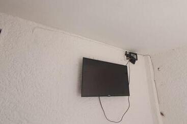 מלון דירות Auto Hotel El Conquistador