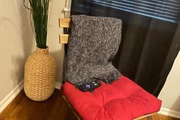 ペンション Amir Travels