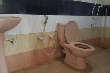 بنسيون Karavita Rest