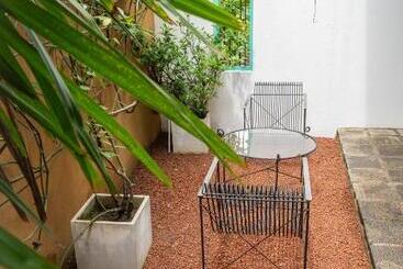 بنسيون Villa V Kalutara