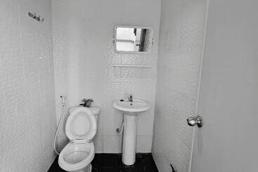 Общежитие Pop Inn