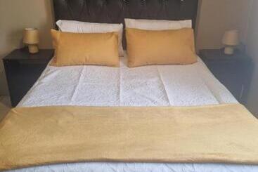 Bed and Breakfast Number 7