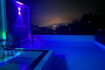 Отель Aurelia Inn