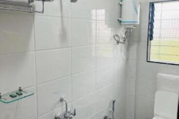 בית מלון כפרי Country In Lodging, Satara