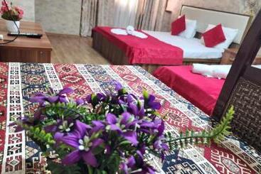 هتل Khatai Ariva Center