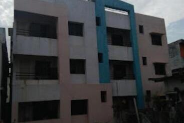 فندق Mayur Restaurant Chandrapur