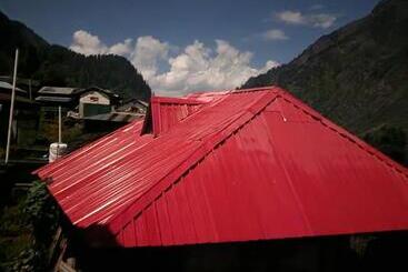 Отель Om Shanti , Tulga