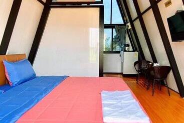 Отель Sean Sawat Resort 2