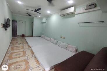 Отель Sri Sivalakshmi Ac Guest House
