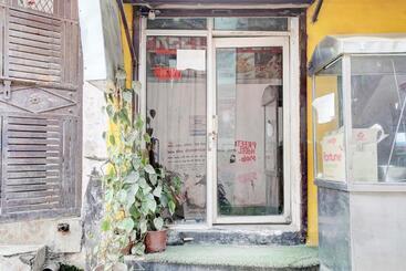 Oyo Preet Hotel & Restaurant