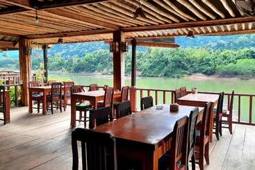 Пансион Rainbow Guest House