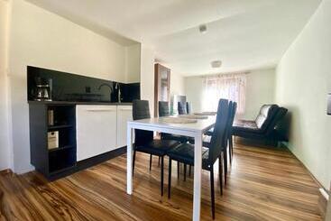 Апарт-отель Apartmán Lobeč   Pokoj číslo 1