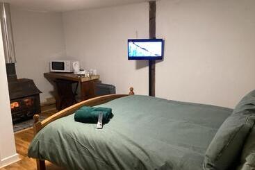 ベッドアンドブレックファースト Barn 6