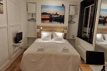 Bed and Breakfast Klooster Mariadal Maastricht   Borgharen