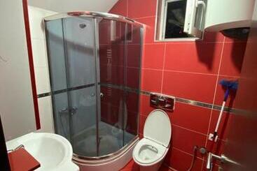 Hostel Nënë Terezës