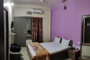 酒店 Aditya, Forbesganj