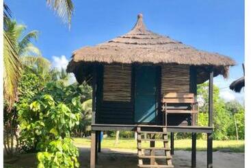 فندق Fantas Folly Beach Lodge