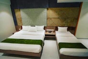 ホテル Modi Samrat Aurangabad