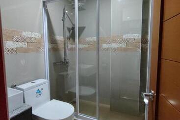 Reddoorz @ Lqj Hotel Old Buswang Kalibo