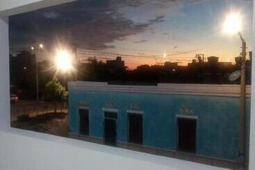 فندق صغير La Quinta Inn