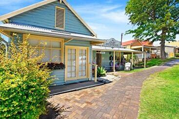 Henkley Cottage 3 Ezekiel