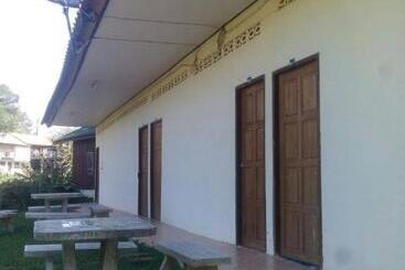 بنسيون ทรัพย์ทอง การ์เด้น รีสอร์ท