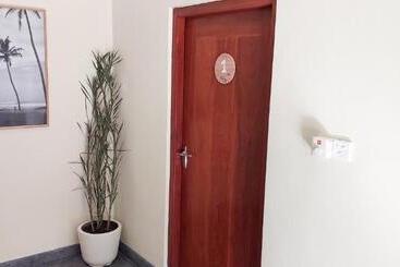 פנסיון The Native Weligama