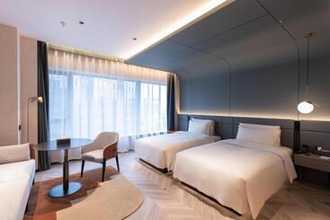 Atour S Hotel Ningbo Zhousu Yejiang