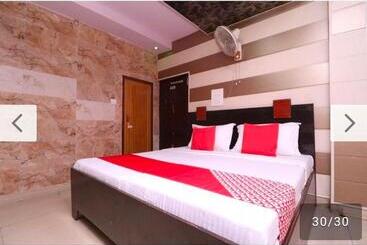 فنادق الكبسولة Krishna