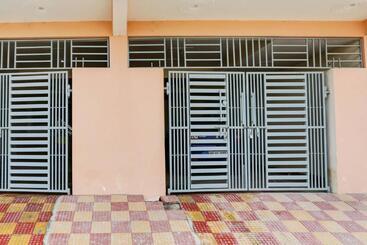 فندق Flagship Crystal Residency